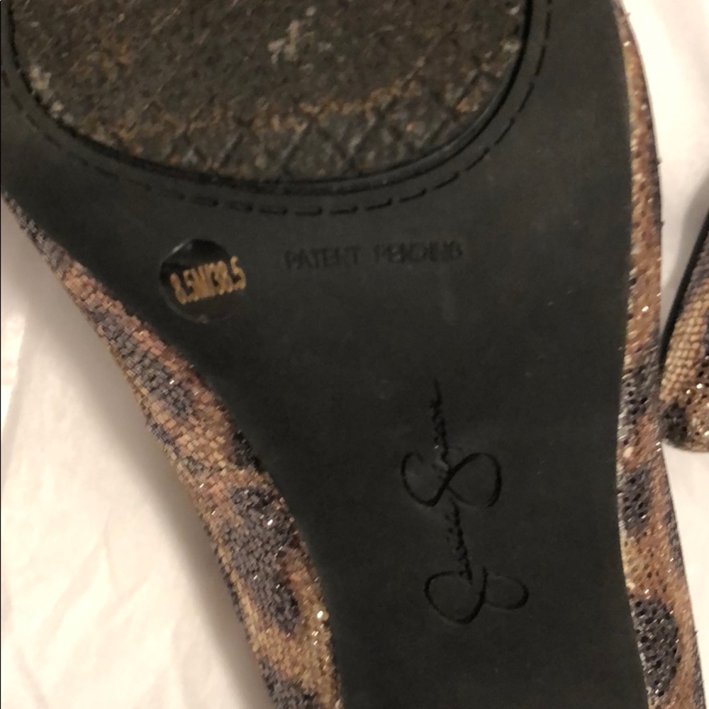 Shoes - Picture 4 of 4